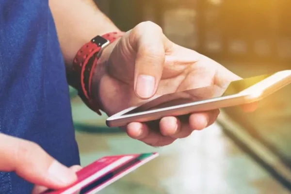 Step-by-Step Guide to Buying a Mobile Phone on EMI Using a Credit Card